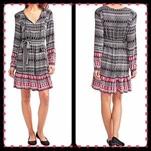 ❤️Pretty Peasant/Boho Dress w/Flounced Hem❤️